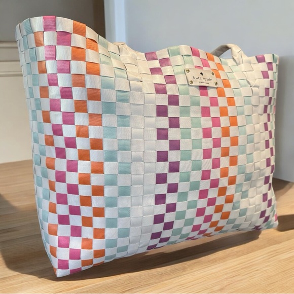 Kate Spade New York Multicolored Woven Limited Edition Tote EUC Approx. 17”x13” - Picture 15 of 15